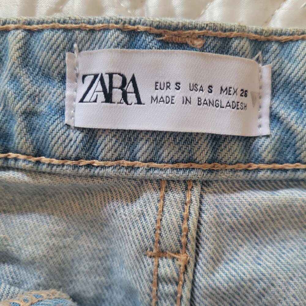 Zara Light Wash Denim Mini Skirt - Picture 5 of 7